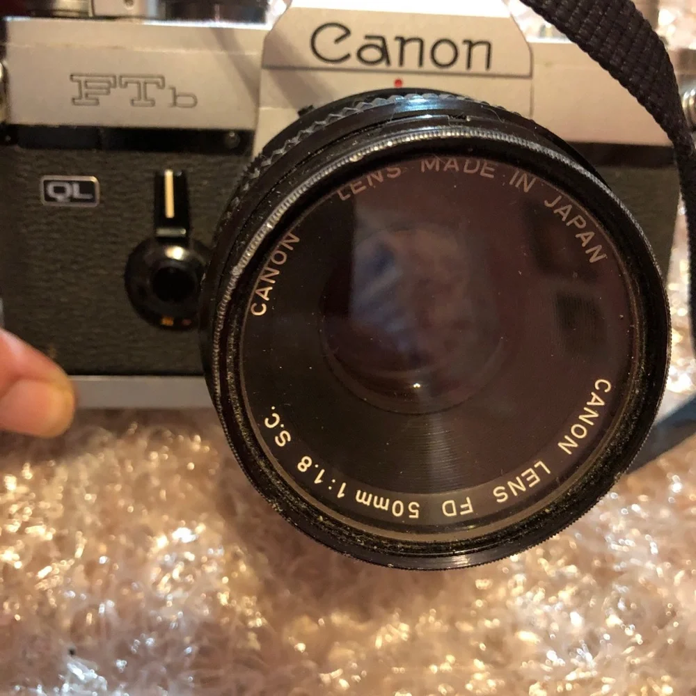 Canon FTb QL 35mm SLR Film Camera with 50mm F/1.8 Fast Prime Lens Tested Working